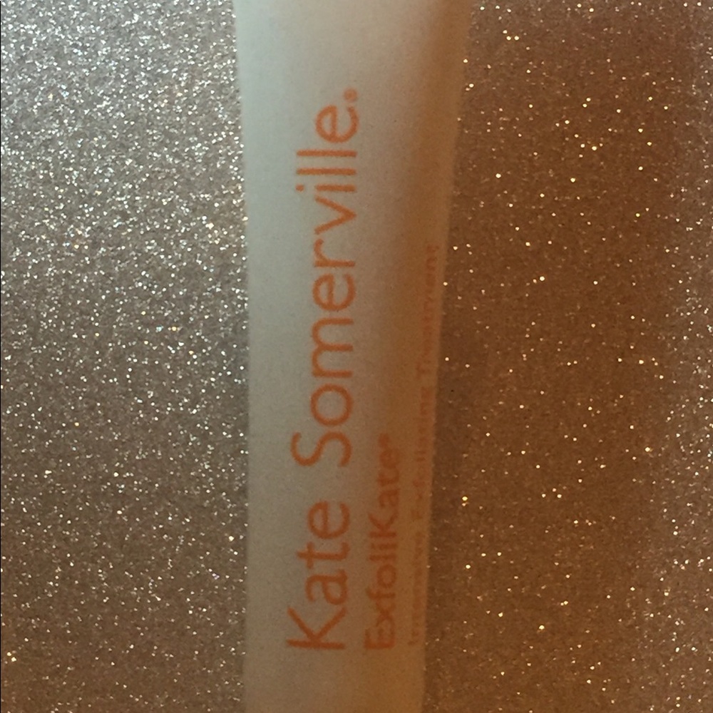 💄KATE SOMERVILLE exfolikate